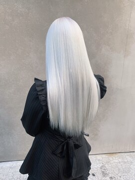 ペレ 渋谷(PELE) ホワイトカラー ペールトーン