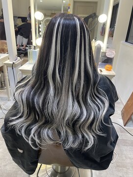 コル(CoL) エクステでハイライト風カラー