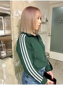 white beige / 切りっぱなしボブ