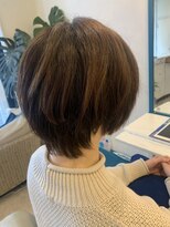 リス(lys) 前上り ショートボブ