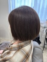 アルティーナプライベート(altina PRIVATE)&nbsp;白髪ぼかしのミニボブ