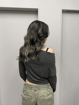 ヴァーディ オモテサンドウ(Vardy omotesando) natural gradation/バレイヤージュ ナチュラル
