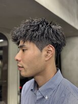 ニコ トウキョウ ロジック(nico TOKYO Logic)&nbsp;刈り上げアップバングスパイキーショートパーマスパイラルパーマ