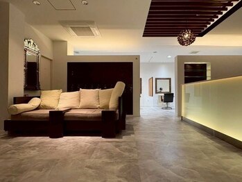 ギッシュ 北外山店(guiches)の写真/個室空間あり♪広々とした店内で、お子様連れでも大丈夫！開放的な空間でゆったりとしたサロンタイムを…