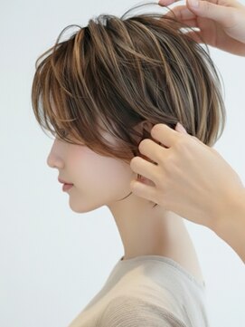 サンタフェ 岡崎店(Santa'Fe) 脱白髪染め/白髪ぼかしカラー/大人ショート/レイヤーカット