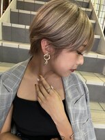 アイズ(I's)&nbsp;大人ハンサムショート×ハイトーン×ミルクティーベージュ