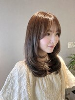 ピュクシス(pyxis)&nbsp;シアーベージュ×レイヤーのふんわりスタイル