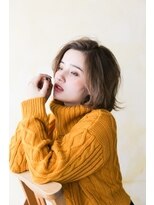 オハナ(ohana)&nbsp;【ohana/表参道】ワンサイド外国人風タンバルモリボブ。