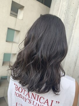 リバレッジ 広尾(Leverage) 秋に向けて暗めグレージュ