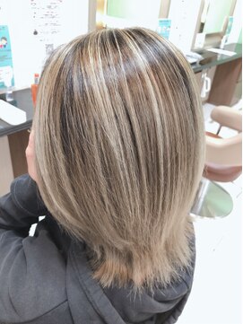 アッシュ 西川口店(Ash) ハイライト × ミルクティーベージュ