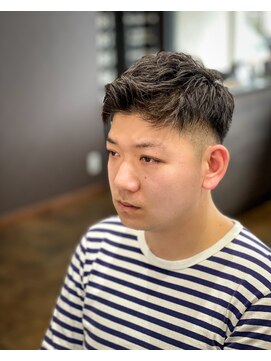 すがなみバーバーショップ ツーブロック×フェード