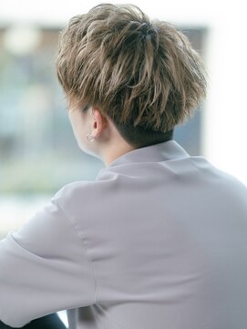 ヴィアラ 自由が丘(VIALA) 【VIALA 自由が丘】ツーブロック×立体感