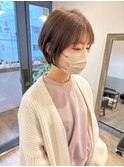 小顔前下がり丸みショートボブアッシュカラーグレーベージュ