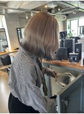 *ホワイトベージュ×裾カラー*