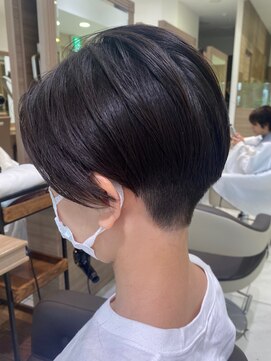 アッシュ 笹塚店(Ash) 刈り上げショート ［笹塚］