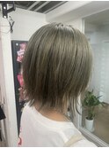 小顔レイヤーボブ×アッシュベージュ