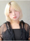 エアリーボブ×ハイトーンベージュ