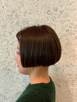 DAMANI 表参道 髪質改善/ヘッドスパ/ハイライト/白髪染め/白髪ぼかし/縮毛矯正 似合わせカット/ミディアムレイヤーカット[表参道駅]