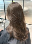 オリーブベージュロング韓国ヘア顔周りレイヤー_ba577831
