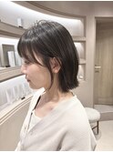 【八重津】耳掛けも可愛い！外ハネボブ×透明感グレージュ