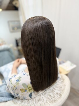 ウミネコ美容室 センター北hanare店(Umineko美容室) 艶めくナチュラルベージュのまとまりヘア