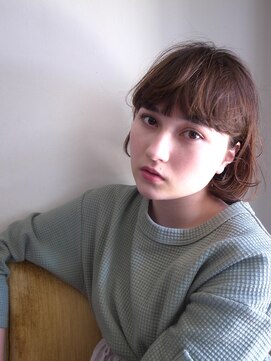 ピープル(people) 〔people〕ワイドバングとアンニュイなボブ