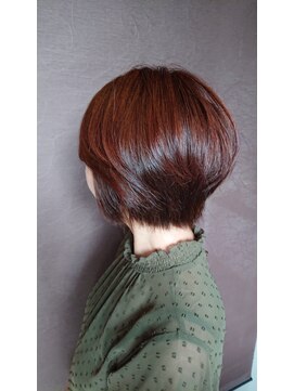 エム デ ヘアー オカダ 艶やかショート