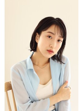 エクリ 麻布十番(equri) ぱつっと重めボブ