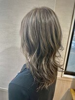 ライトリー 川口(Lightly) ハイライト×レイヤーカット【lightlyhair&eyelash川口】