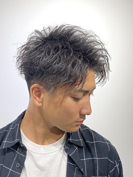 ドルクス 日本橋(Dorcus) 東京バーバー日本橋ビジネスマンツイストアップバング