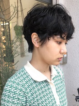 マメ(mame)の写真/ヌケ感のある大人可愛いstyleに。誤魔化しがきかないショートヘアだからこそ、mameのカットを体験して―