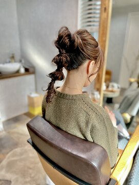 ベルトオブヴィーナス(Belt of venus) ハイポニーアレンジ