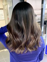 アイティー バイ アルバム 中野店(IT by ALBUM)&nbsp;バレイヤージュ_外ハネボブセクションカラー_ba397162