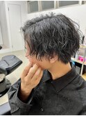 barber ツイストスパイラルパーマ　センターパート