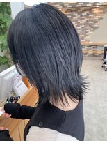 リリィ(LILY)&nbsp;ナチュラルなくびれミディアム