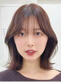 斜めバング/シルキーベージュ/ブラントカット[渋谷駅]