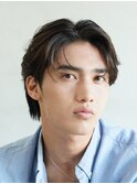 ツイストスパイラルパーマセンターパートツーブロック刈り上げ