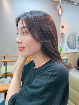 シビバイレボ(CIBI by revo) セミディ/ナチュラルレイヤーカット/フェイスレイヤー[船橋]