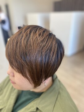 バンビ 大矢野店( Bambi) アシンメトリー