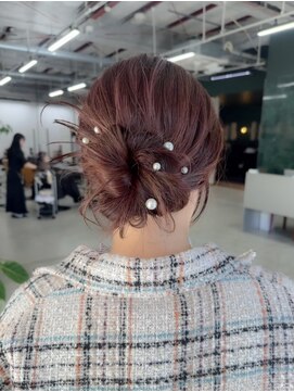 ソピ バイ インビテーション(sopi by invitation) ヘアアレンジ カチモリヘア 結婚式 お呼ばれ 二次会