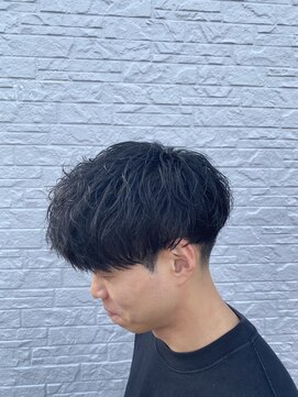 アクイール イストワール(Accueillir Histoire) 緩めツイストスパイラルパーマ