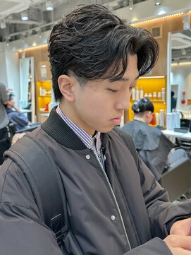 ルースト 渋谷店(ROOST) フェザーパーマ