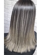 リヒト ヘアワークス(Licht HairWorks) バレイヤージュグレージュ×ハリウッドトリートメント