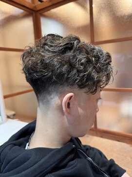 ラウハ 海浜幕張(RAUHA) ニュアンスパーマ/韓国マッシュ/スパイキーショート/海浜幕張