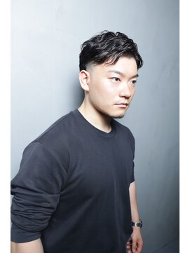 ラヴィ ニュー スタンダードバーバー 浜松町(LAVIE NEW STANDARD BARBER) メンズフェードスタイル