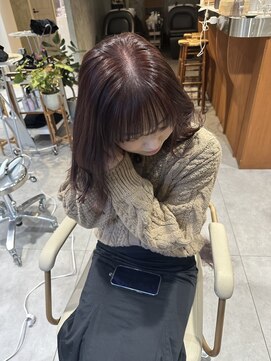 エス 大阪梅田店(es) ブリーチなしで叶うカシスブラウンカラー