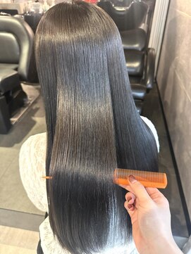 ラビス 浦和(Lovis) オリーブグレ/小顔に見せるヘア/ココアベージュ/黒髪カタログ