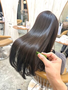 ロンドアジュール 横浜(Lond azur) 大人ガーリー/ミディアムレイヤーカット/20代30代40代50代/横浜