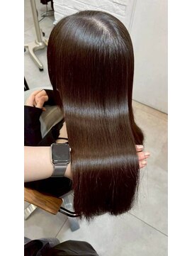 シェノン 西梅田(CHAINON) 髪質改善/縮毛矯正/レイヤーカット/くびれヘア/西梅田