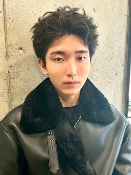 ヘアーアンドメイク ファット(Hair&Make PHAT) 韓国風ナチュラルフェザーパーマ爽やかアップバング20代30代40代